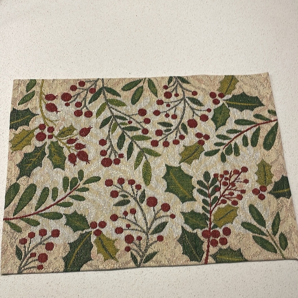 St. Nicholas Square Christmas Placemats